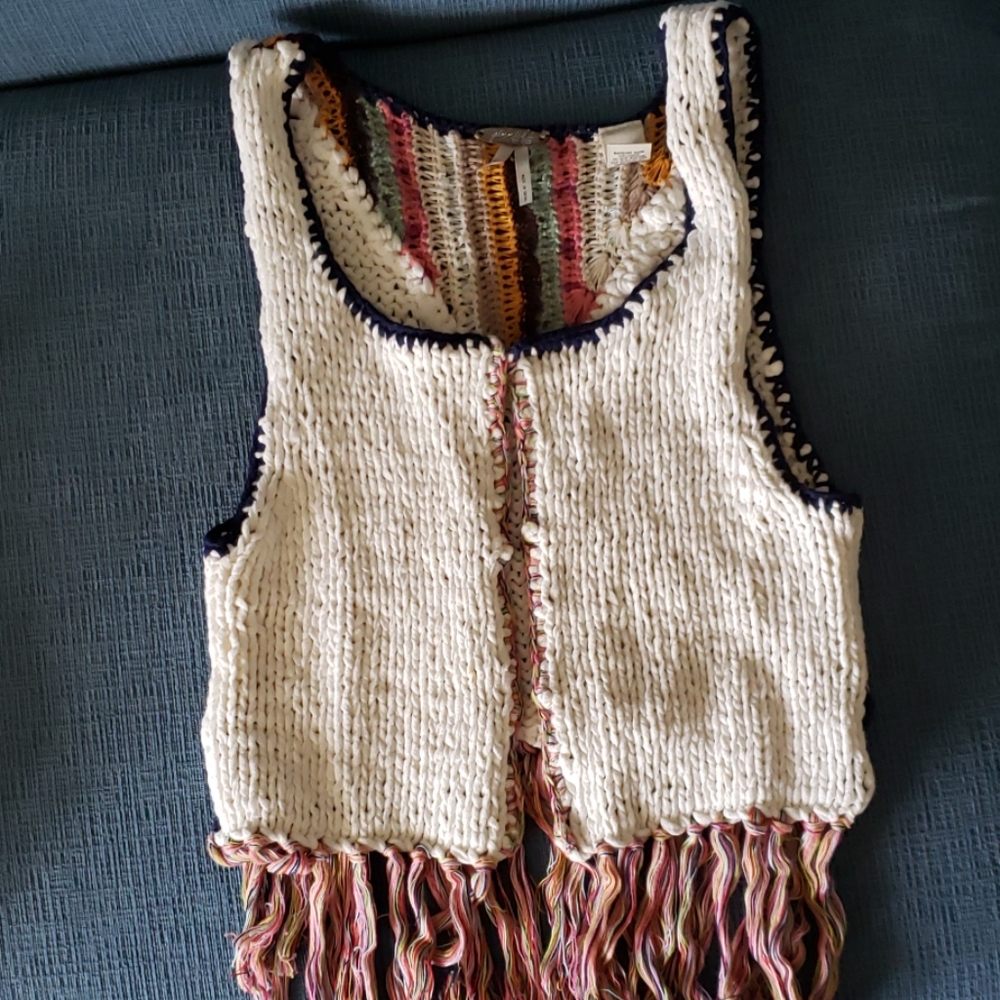 Multicolor Fringe Knit Sweater Vest